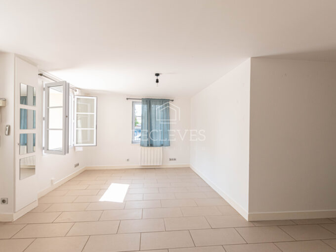 photo 255ad6662e761610a7415ebd02e32b11 1