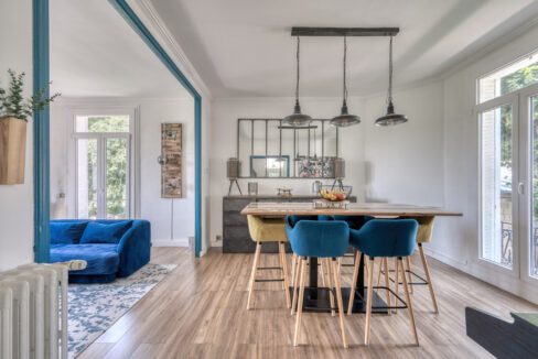 photo_4b90ad84275eeae59224d584fac825d8