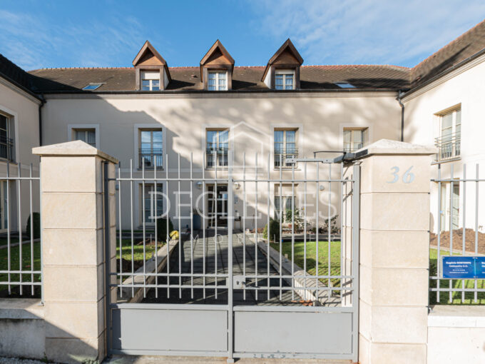 photo 66d2a2e9bbd8310ec92a04ac0719a859